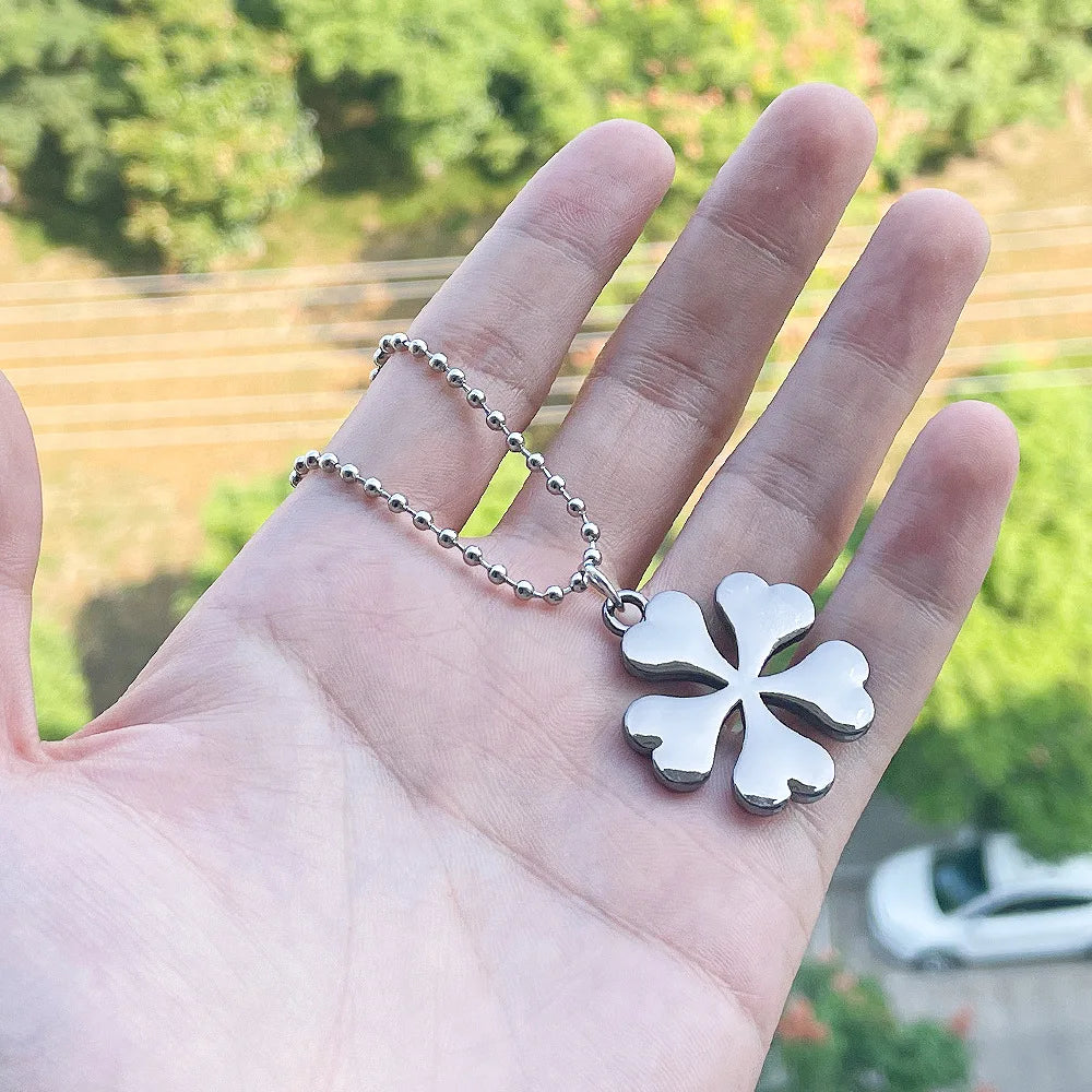 Black Clover - Clover Necklace